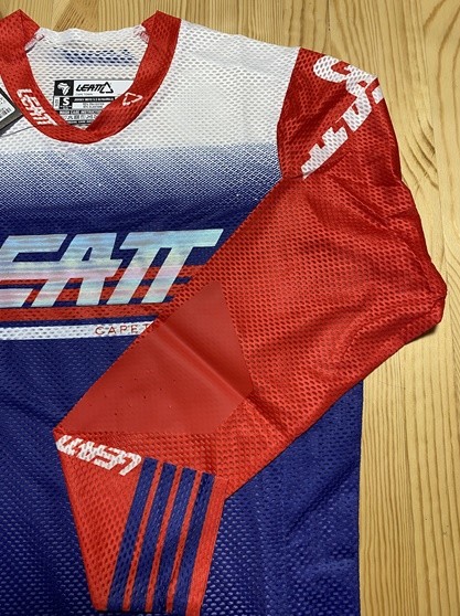 WINTER BARGAIN＞ '23 LEATT 5.5 MXウエア 上下セット Tiger